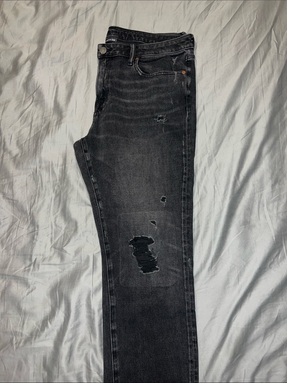 American Eagle Outfitters Men's Distressed Black Jeans